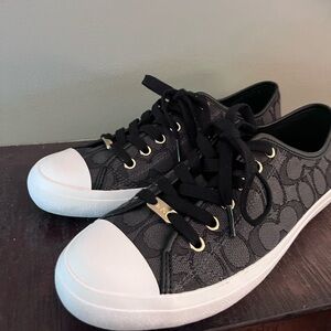 COACH Empire Low Top Signature Sneakers Lace Up